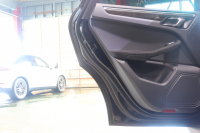 ポルシェ マカン GTS ｽﾎﾟｰﾂｸﾛﾉ&ﾀﾞｰｸｳｫｰﾙﾅｯﾄｲﾝﾃﾘｱPKG　MY17 1ｵｰﾅｰ ACC ｺﾝﾋﾞ革 ﾊﾟﾉﾗﾏｻﾝﾙｰﾌ PCMﾅﾋﾞ Carplay ｽﾎﾟｰﾂｴｸﾞｿﾞｰｽﾄ 自動Rｹﾞｰﾄ RSｽﾊﾟｲﾀﾞｰ20AW　2年保証