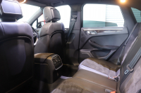 ポルシェ マカン GTS ｽﾎﾟｰﾂｸﾛﾉ&ﾀﾞｰｸｳｫｰﾙﾅｯﾄｲﾝﾃﾘｱPKG　MY17 1ｵｰﾅｰ ACC ｺﾝﾋﾞ革 ﾊﾟﾉﾗﾏｻﾝﾙｰﾌ PCMﾅﾋﾞ Carplay ｽﾎﾟｰﾂｴｸﾞｿﾞｰｽﾄ 自動Rｹﾞｰﾄ RSｽﾊﾟｲﾀﾞｰ20AW　2年保証