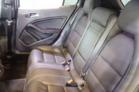 メルセデスベンツ GLA GLA220 4MATIC ﾗｸﾞｼﾞｭｱﾘｰPKG ﾚｰﾀﾞｰSP　後期最終ﾓﾃﾞﾙ ACC BSM 黒革 ﾋｰﾀｰ ﾊﾟﾉﾗﾏSR 純正ﾅﾋﾞ TV Bｶﾒﾗ Blouetoothｵｰﾃﾞｨｵ LEDﾍｯﾄﾞﾗｲﾄ 自動Rｹﾞｰﾄ 純正18ｲﾝﾁAW　2年保証