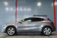 メルセデスベンツ GLA GLA220 4MATIC ﾗｸﾞｼﾞｭｱﾘｰPKG ﾚｰﾀﾞｰSP　後期最終ﾓﾃﾞﾙ ACC BSM 黒革 ﾋｰﾀｰ ﾊﾟﾉﾗﾏSR 純正ﾅﾋﾞ TV Bｶﾒﾗ Blouetoothｵｰﾃﾞｨｵ LEDﾍｯﾄﾞﾗｲﾄ 自動Rｹﾞｰﾄ 純正18ｲﾝﾁAW　2年保証