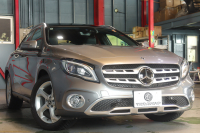メルセデスベンツ GLA GLA220 4MATIC ﾗｸﾞｼﾞｭｱﾘｰPKG ﾚｰﾀﾞｰSP　後期最終ﾓﾃﾞﾙ ACC BSM 黒革 ﾋｰﾀｰ ﾊﾟﾉﾗﾏSR 純正ﾅﾋﾞ TV Bｶﾒﾗ Blouetoothｵｰﾃﾞｨｵ LEDﾍｯﾄﾞﾗｲﾄ 自動Rｹﾞｰﾄ 純正18ｲﾝﾁAW　2年保証