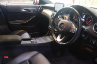 メルセデスベンツ GLA GLA220 4MATIC ﾚｻﾞｰｴｸｽｸﾙｰｼﾌﾞ&ﾌﾟﾚﾐｱﾑ&ﾚｰﾀﾞｰPKG　後期最終ﾓﾃﾞﾙ ｷｰﾚｽｺﾞｰ 黒革 ﾊﾟﾉﾗﾏSR 純正ﾅﾋﾞTV Bｶﾒﾗ harman/kardon LEDﾍｯﾄﾞﾗｲﾄ 自動Rｹﾞｰﾄ 純正18AW　2年保証付
