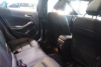 メルセデスベンツ GLA GLA220 4MATIC ﾚｻﾞｰｴｸｽｸﾙｰｼﾌﾞ&ﾌﾟﾚﾐｱﾑ&ﾚｰﾀﾞｰPKG　後期最終ﾓﾃﾞﾙ ｷｰﾚｽｺﾞｰ 黒革 ﾊﾟﾉﾗﾏSR 純正ﾅﾋﾞTV Bｶﾒﾗ harman/kardon LEDﾍｯﾄﾞﾗｲﾄ 自動Rｹﾞｰﾄ 純正18AW　2年保証付