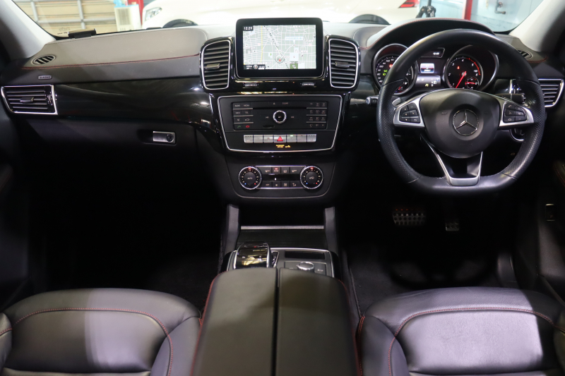 メルセデス・ベンツ GLE350d 4MATIC クーペ 上質なSUVクーペを日常に