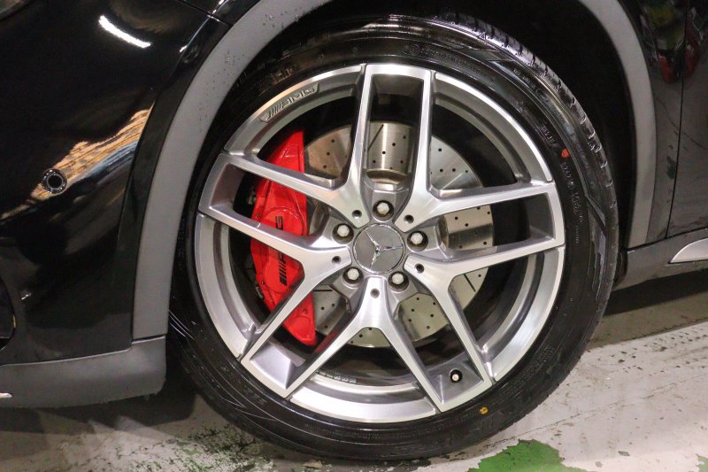 メルセデスベンツ AMG GLA45 4MATIC 後期モデルの魅力