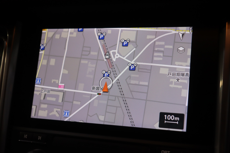 ポルシェ マカン S エントリードライブ サドルブラウン内装で楽しむSUV