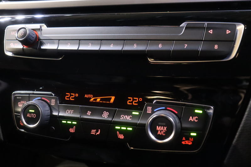 BMW X1 xDrive18d Xライン 上質装備が揃った実用SUVの魅力