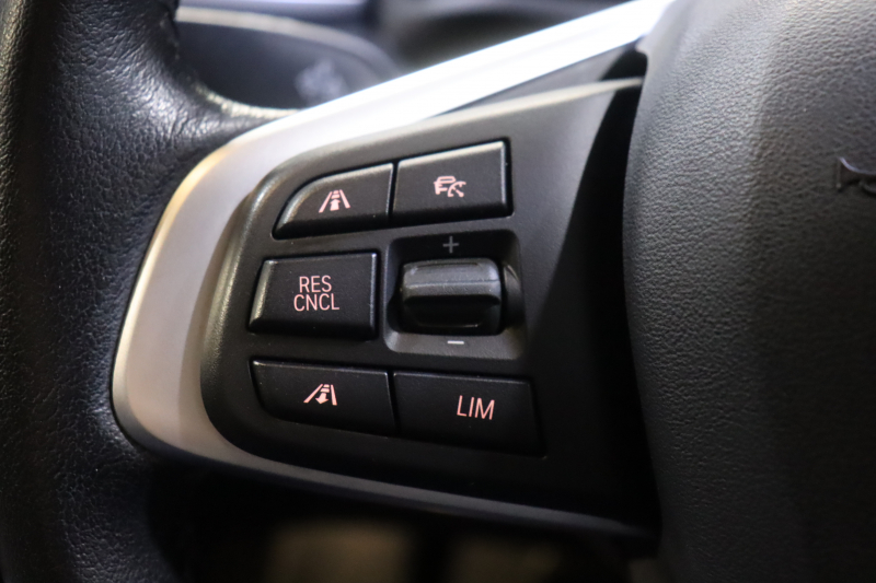 BMW X1 xDrive18d Xライン 上質装備が揃った実用SUVの魅力