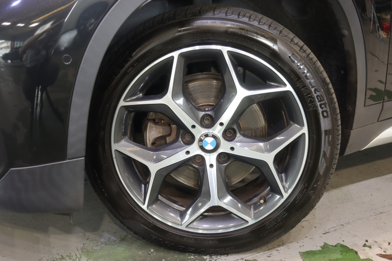 上質さと実用性を兼ね備えた BMW X1 xDrive18d Xラインをご紹介